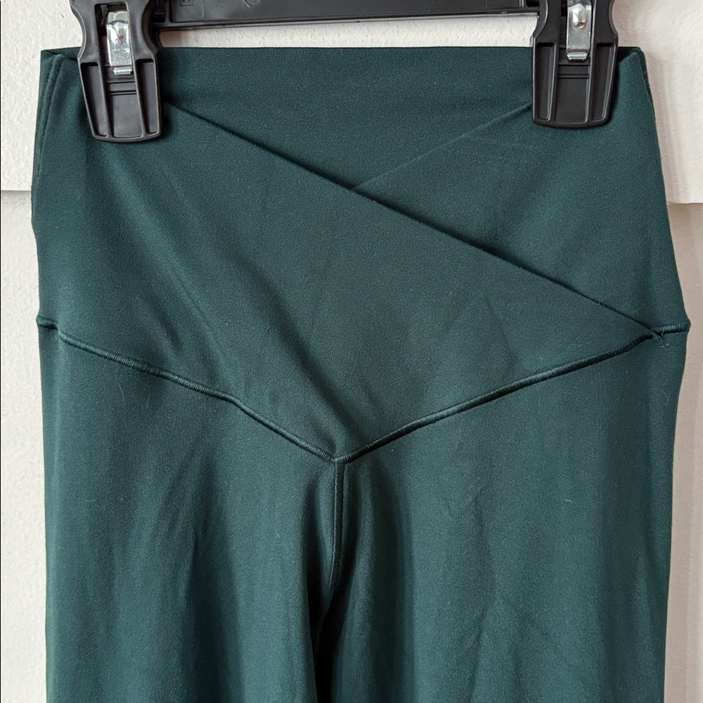 Offline by Aerie Dark Green Real Me High-Waisted Crossover Leggings Size Small - Picture 2 of 6
